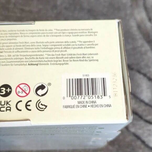 Melissa And Doug Grocery set - Picture 9 of 15